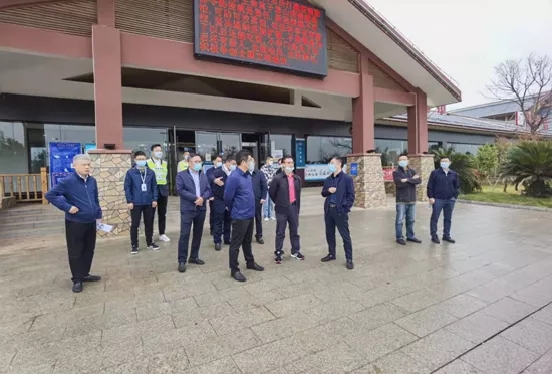 省交通运输厅党委委员、副厅长王昭春调研赣江效劳区提质升级