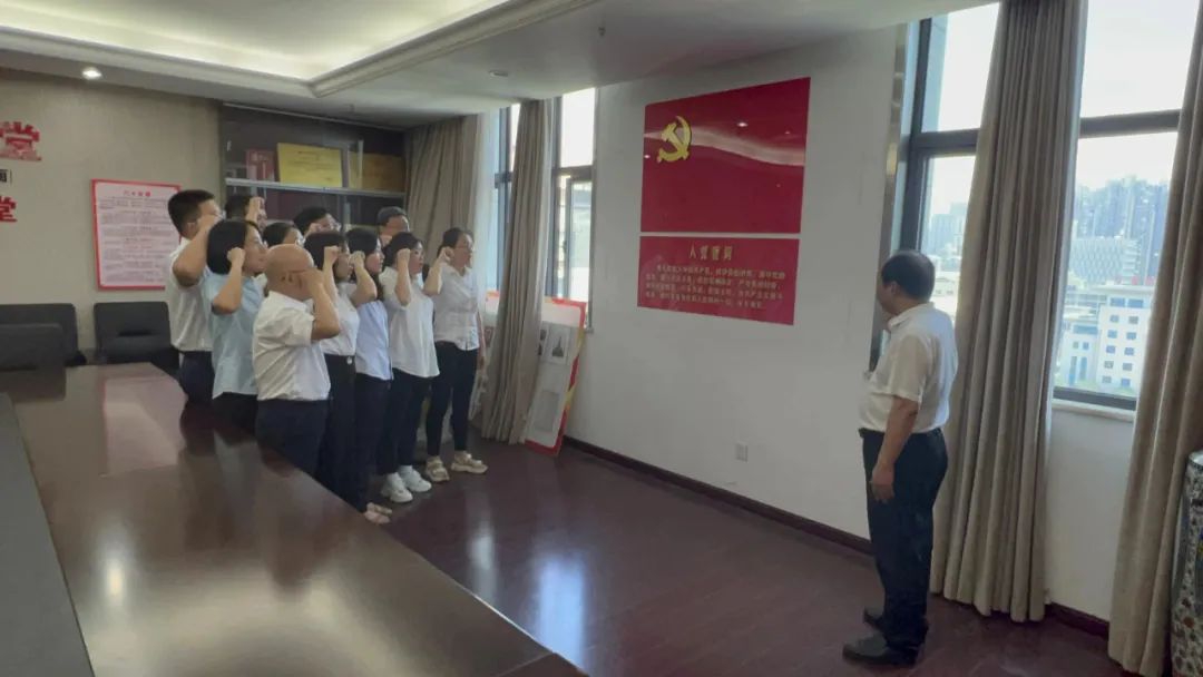 南昌市尊龙凯时集团喜迎七一 庆党华诞